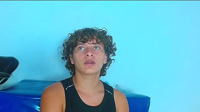 Snapshot of arielnoir6958 chatting on March 15, 2026, 9:44 pm arielnoir6958 online show from March 15, 2026, 9:44 pm