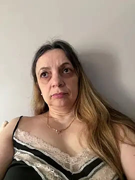 ShyFlameLive online show from April 22, 2026, 2:13 pm