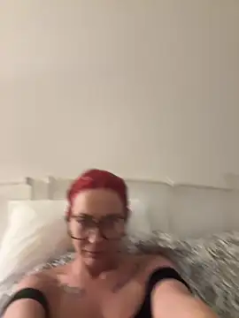 SophieSchmidt online show from February 25, 2026, 7:25 pm