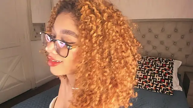 Sienna brunette online show from March 5, 2026, 12:13 pm