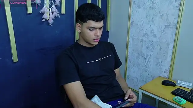 Keinner BigDick online show from August 7, 2026, 8:26 pm