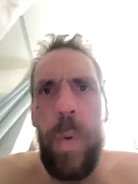 Lucassugus online show from February 3, 2026, 2:11 pm