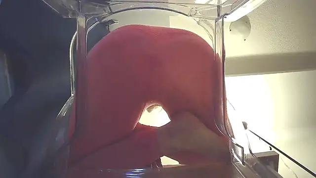 Snapshot of Unholy_Cherry chatting on April 5, 2026, 7:04 am Unholy Cherry online show from April 5, 2026, 7:04 am