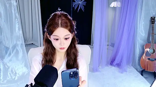 Dancer Lucky-Nini online show from February 6, 2026, 9:38 am