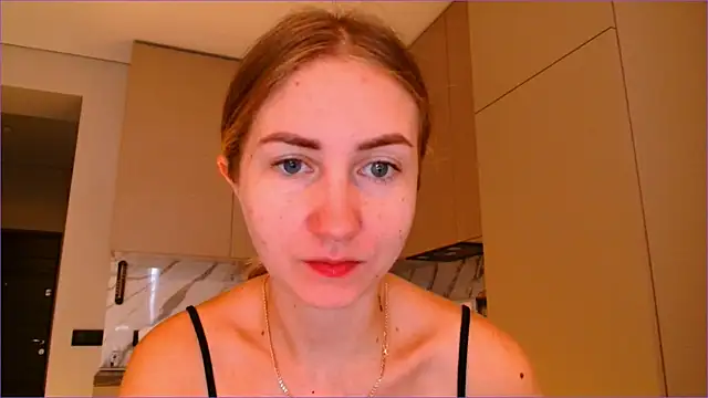 BluueSilk online show from November 24, 2025, 8:14 am