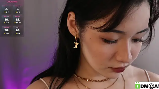 Noiry Vuvez online show from May 10, 2026, 8:11 pm