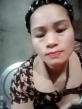 Snapshot of l_kiss chatting on March 4, 2026, 11:29 am l kiss online show from March 4, 2026, 11:29 am