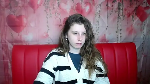 LilianaShine online show from February 10, 2026, 6:12 am