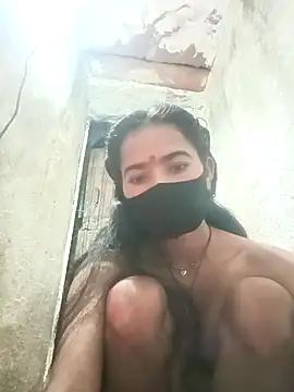 Sunali Bendre online show from February 14, 2026, 2:39 pm