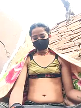 Sunali Bendre online show from February 2, 2026, 3:38 am