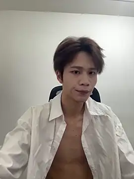 SM 004 online show from March 20, 2026, 11:33 am