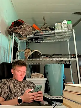 slutbottomboy online show from July 5, 2026, 4:14 pm