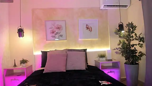 IsabellaSweet   online show from March 13, 2026, 4:06 am