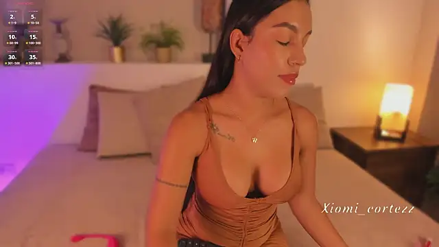 xiomara cortes online show from June 15, 2026, 7:35 pm