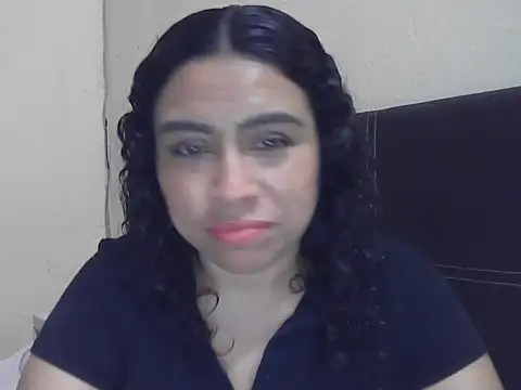 Snapshot of DalilahMx chatting on July 15, 2026, 1:12 am DalilahMx online show from July 15, 2026, 1:12 am