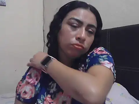 Snapshot of DalilahMx chatting on July 9, 2026, 1:06 am DalilahMx online show from July 9, 2026, 1:06 am