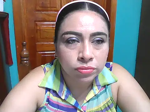 Snapshot of DalilahMx chatting on June 24, 2026, 2:37 pm DalilahMx online show from June 24, 2026, 2:37 pm