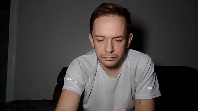 verscub6969 online show from February 8, 2026, 3:26 am