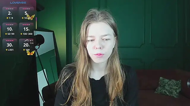  Tina Tayllor  online show from March 31, 2026, 9:17 pm