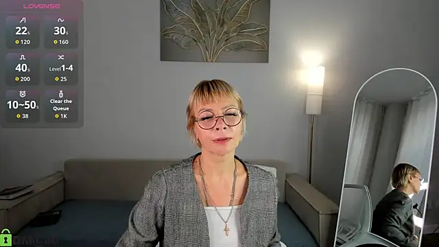 Ann Annise online show from August 10, 2026, 12:39 am