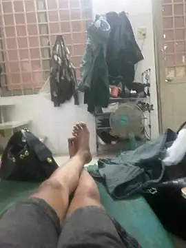 anhduong11 online show from February 26, 2026, 5:29 am