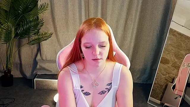 Candy Lir online show from March 5, 2026, 6:43 am