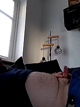 Schaschi 90 online show from May 19, 2026, 5:58 am