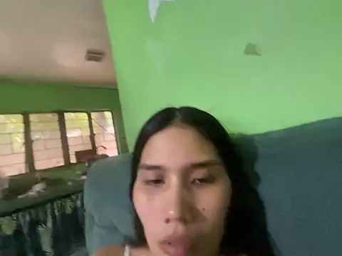 Snapshot of Sweetiebabe25 chatting on April 19, 2026, 9:43 am Sweetiebabe25 online show from April 19, 2026, 9:43 am