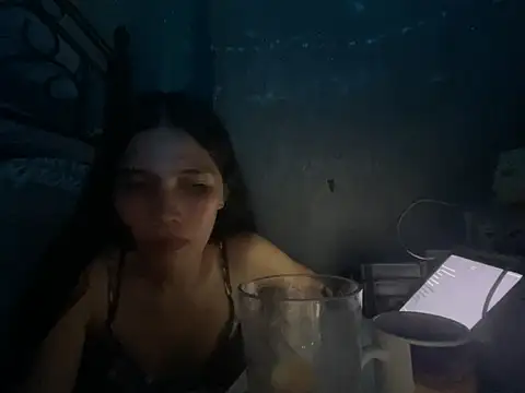 Snapshot of Sweetiebabe25 chatting on May 29, 2026, 9:26 am Sweetiebabe25 online show from May 29, 2026, 9:26 am