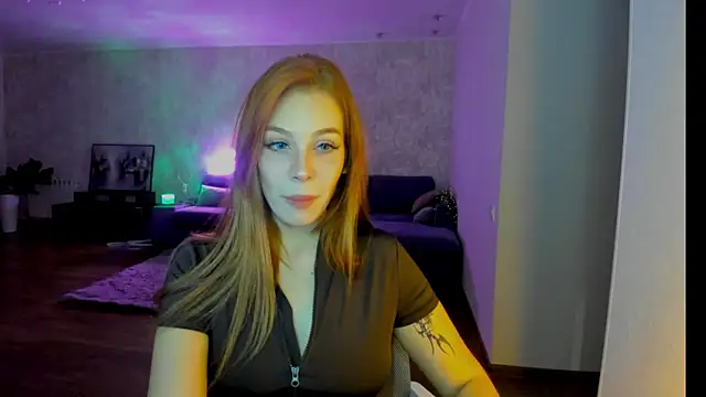 kelly love 222 online show from June 23, 2026, 7:45 pm