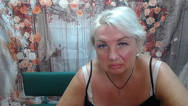 Snapshot of RenataDaster chatting on July 8, 2026, 11:00 am RenataDaster online show from July 8, 2026, 11:00 am