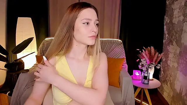 Snapshot of cherrykississ chatting on February 13, 2026, 8:47 am cherrykississ online show from February 13, 2026, 8:47 am