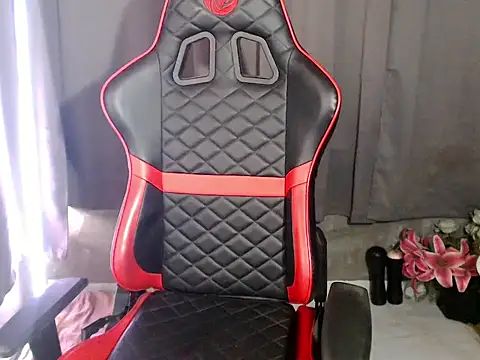 vernaislove online show from February 3, 2026, 4:21 am