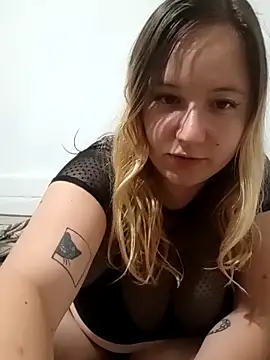 tuzorra99 online show from February 25, 2026, 5:24 pm