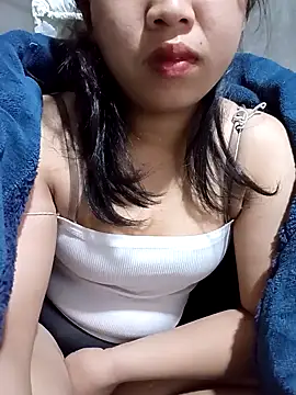 Slutty 18 online show from February 7, 2026, 12:40 am