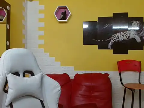 chacorta  online show from May 6, 2026, 2:04 am