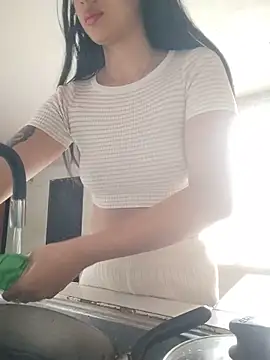 cynliu online show from June 16, 2026, 4:18 pm