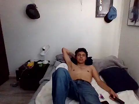 polixteo online show from February 21, 2026, 8:44 pm