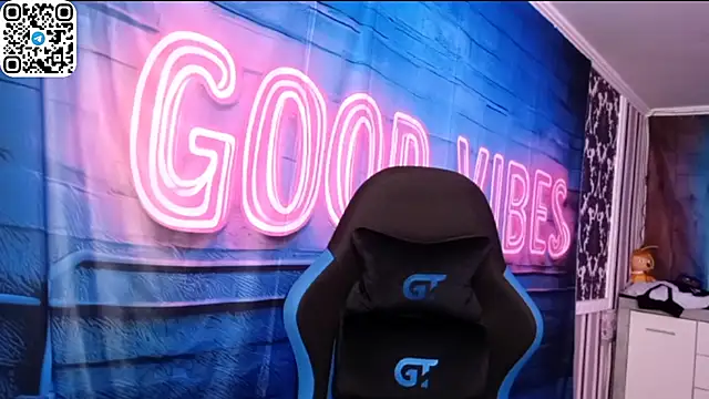 Snapshot of Vellora_ chatting on March 7, 2026, 11:16 am Vellora online show from March 7, 2026, 11:16 am