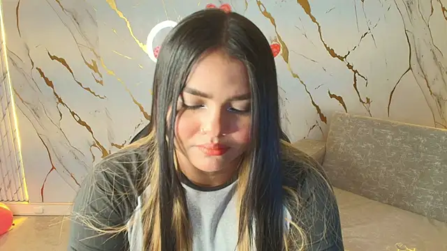 Berchy tf online show from February 23, 2026, 8:09 pm