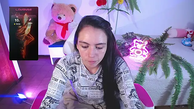 lika little0 online show from February 16, 2026, 6:06 pm