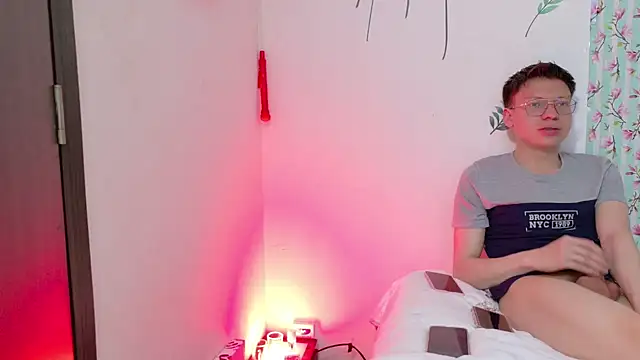 STEFANY  JACK online show from May 2, 2026, 12:05 am