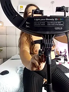 Snapshot of Dakota_Hills chatting on March 20, 2026, 7:37 pm Dakota Hills online show from March 20, 2026, 7:37 pm