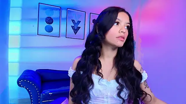 Snapshot of Maddie_T18 chatting on May 22, 2026, 11:30 am Maddie T18 online show from May 22, 2026, 11:30 am