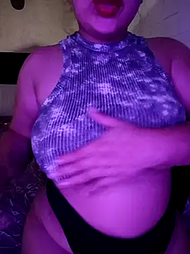 Snapshot of soylula884 chatting on February 23, 2026, 8:31 pm soylula884 online show from February 23, 2026, 8:31 pm