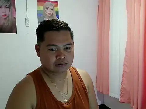Snapshot of bigloadfox chatting on June 21, 2026, 11:43 pm bigloadfox online show from June 21, 2026, 11:43 pm
