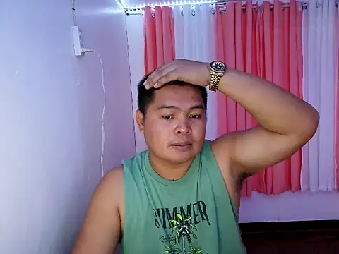 Snapshot of bigloadfox chatting on June 3, 2026, 2:45 am bigloadfox online show from June 3, 2026, 2:45 am