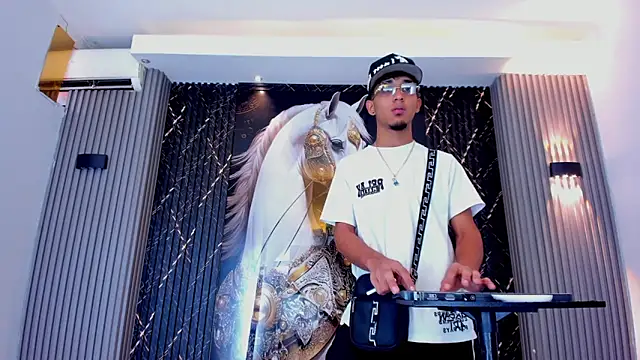 Snapshot of the_knights_of_the_night chatting on March 20, 2026, 4:57 am the knights of the night online show from March 20, 2026, 4:57 am