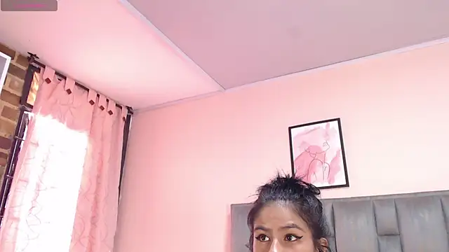 ailyn-6 online show from February 4, 2026, 10:05 pm