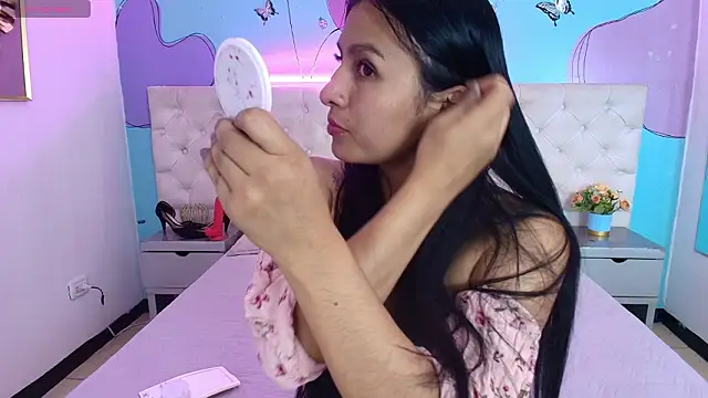 Snapshot of Melannyy__ chatting on March 25, 2026, 2:44 am Melannyy online show from March 25, 2026, 2:44 am